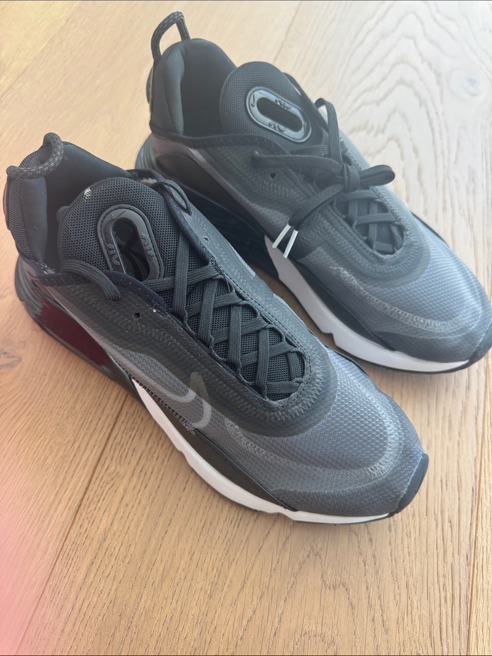 Brand new Nike Men’s Air Max 2090 Athletic Sneakers